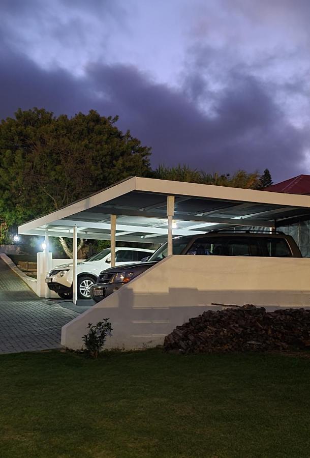 7 On South Hotel Bredasdorp Exterior photo